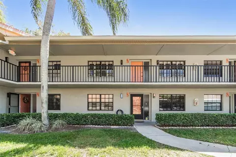 2020 Lakeview Dr #202, Clearwater, FL 33763