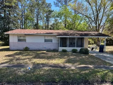 205 E Carter St, Bunnell, FL 32110