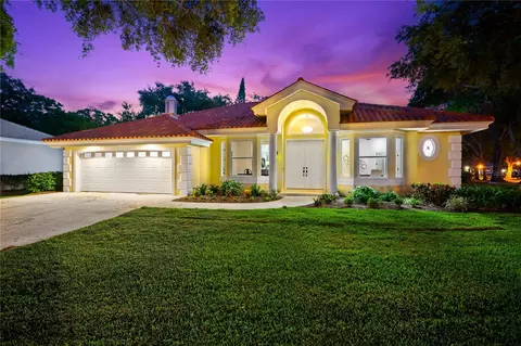 2349 Pinnacle Cir N, Palm Harbor, FL 34684