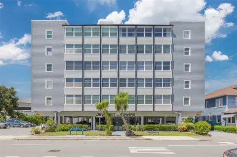 841 4th Ave N #28, Saint Petersburg, FL 33701