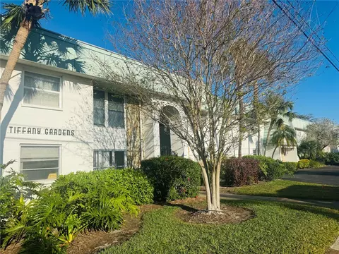 3100 Hartford St N #221, Saint Petersburg, FL 33713