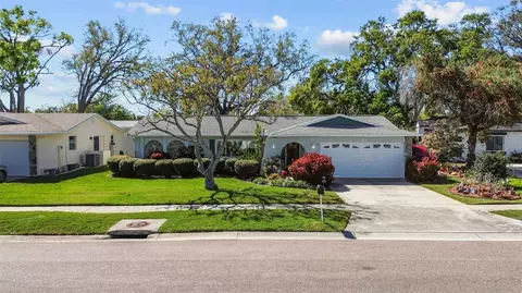 8510 King St, Seminole, FL 33772