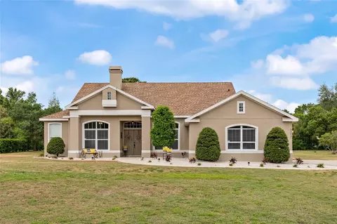 32421 Wolfs Trl, Sorrento, FL 32776