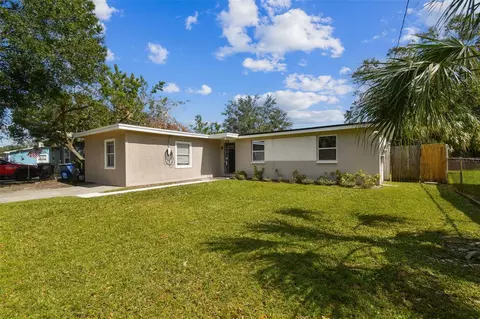 5208 S 82nd St, Tampa, FL 33619