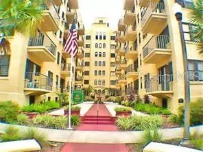 130 4th Ave N #605, Saint Petersburg, FL 33701