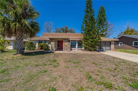 1507 New Bedford Dr, Sun City Center, FL 33573