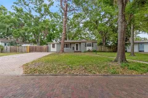 413 65th St N, Saint Petersburg, FL 33710