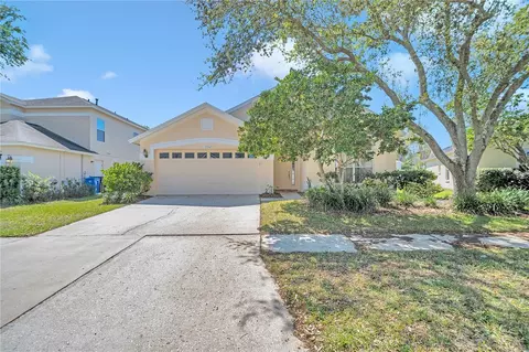 17742 Esprit Dr, Tampa, FL 33647