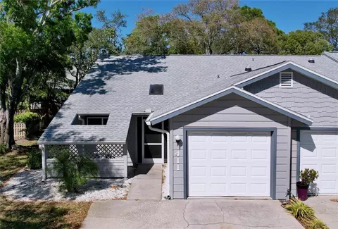 39650 Us Highway 19 N #411, Tarpon Springs, FL 34689