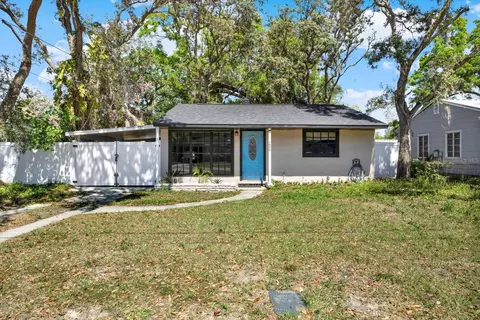 1908 E Mcberry St, Tampa, FL 33610