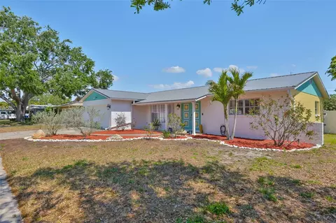 13111 114th St, Largo, FL 33778