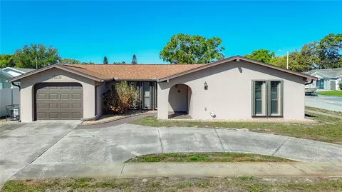 6644 Knightsbridge Dr, New Port Richey, FL 34653