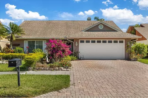 8719 Osage Dr, Tampa, FL 33634