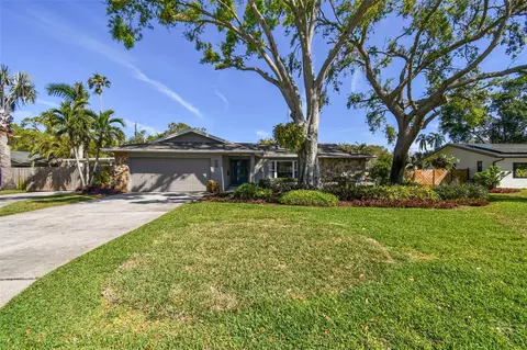 143 58th Ave S, Saint Petersburg, FL 33705