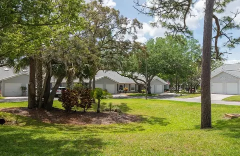 39650 Us Highway 19 N #615, Tarpon Springs, FL 34689