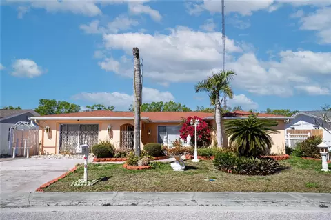 1551 Dartmouth Dr, Holiday, FL 34691