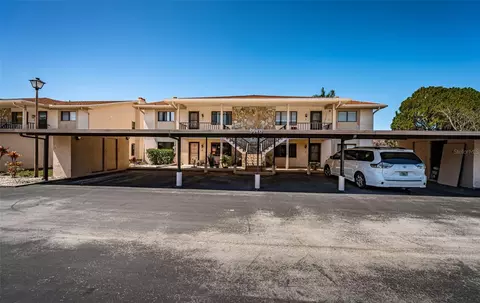9980 Eagles Point Cir #1, Port Richey, FL 34668