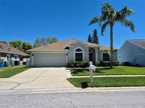 29123 Crossland Dr, Wesley Chapel, FL 33543