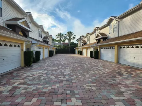 2979 Estancia Pl, Clearwater, FL 33761