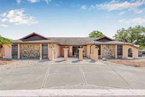 4701 Kelly Rd, Tampa, FL 33615