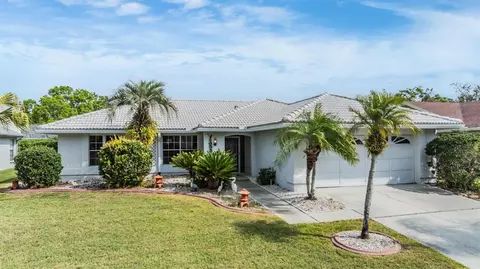 9909 Lopez Dr, New Port Richey, FL 34655