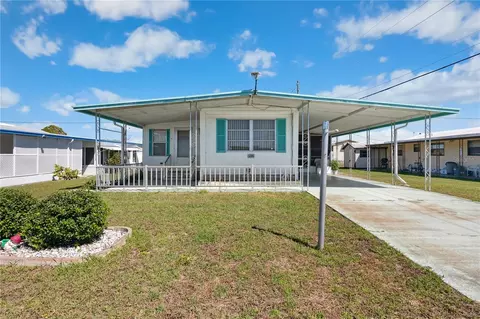 5306 Mary St, Zephyrhills, FL 33542