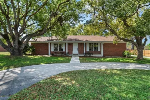 1203 Lake Miriam Dr, Lakeland, FL 33813