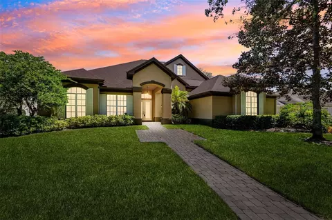 6130 Kestrelridge Dr, Lithia, FL 33547