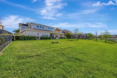 Exterior - 6324 Brevada Ln, Apollo Beach, FL 33572 photo 10 of 11