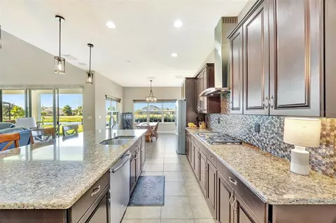 Kitchen - 6324 Brevada Ln, Apollo Beach, FL 33572 photo 2 of 4