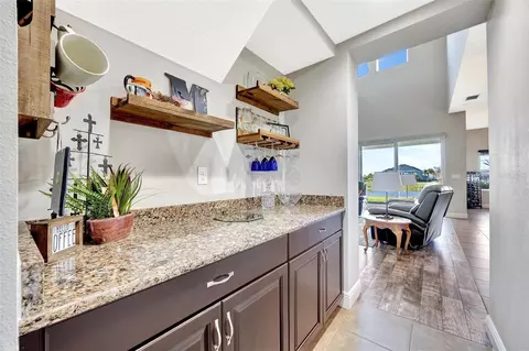 Entry Way - 6324 Brevada Ln, Apollo Beach, FL 33572 photo 3 of 3