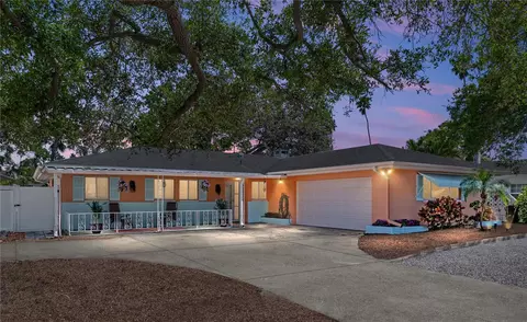 1763 Bayshore Blvd, Dunedin, FL 34698