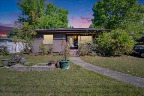 803 W Columbus Dr, Tampa, FL 33602