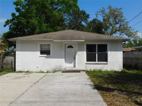 3615 N Garrison St, Tampa, FL 33619