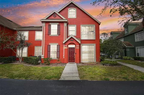 9118 Lake Chase Island Way #9118, Tampa, FL 33626