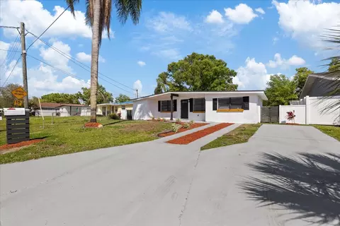 5210 S 83rd St, Tampa, FL 33619