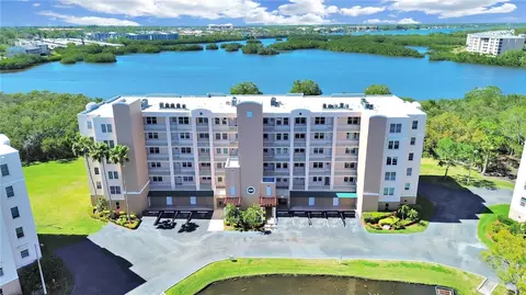 6495 Shoreline Dr #8105, Saint Petersburg, FL 33708