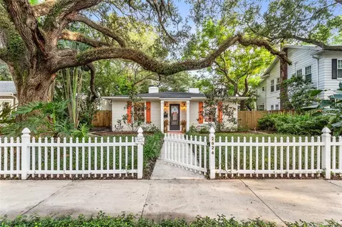 2624 W Prospect Rd, Tampa, FL 33629