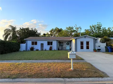 11803 127th Ave, Largo, FL 33778