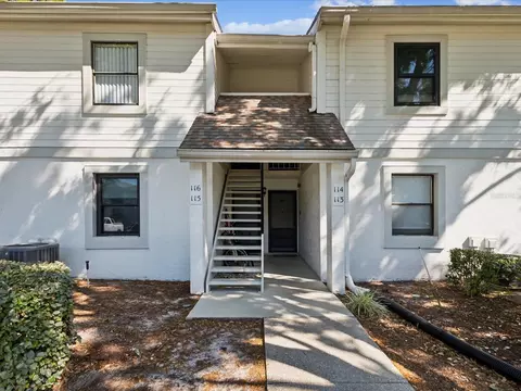114 Meadow Ln #114, Oldsmar, FL 34677