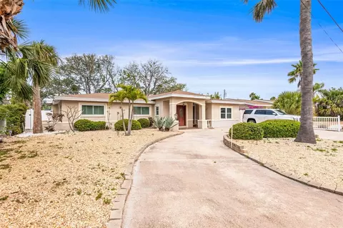 2490 E Vina Del Mar Blvd, Saint Pete Beach, FL 33706