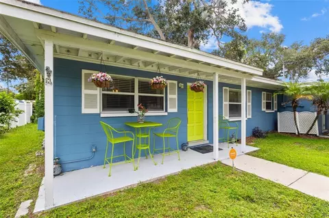 133 15th St NW, Largo, FL 33770