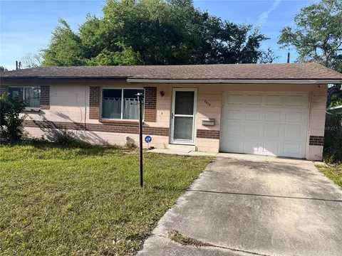 2635 67th Ter N, Saint Petersburg, FL 33702