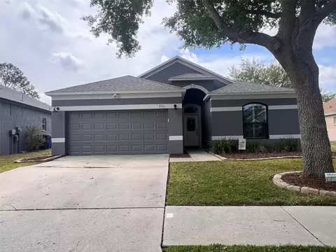 6727 Monarch Park Dr, Apollo Beach, FL 33572