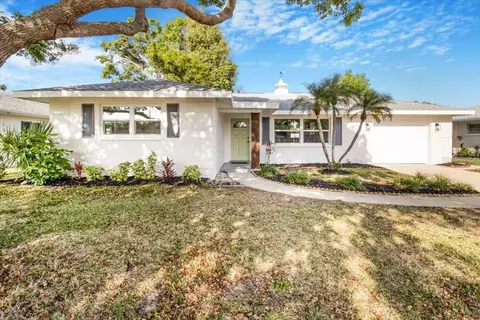 1924 Sky Dr, Clearwater, FL 33755