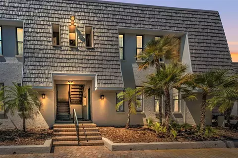 704 Lyndhurst St #604, Dunedin, FL 34698
