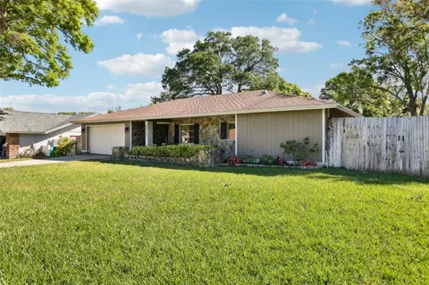 2853 Enisgrove Dr, Palm Harbor, FL 34683