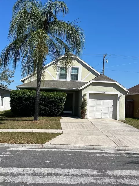 1334 Dew Bloom Rd, Valrico, FL 33594
