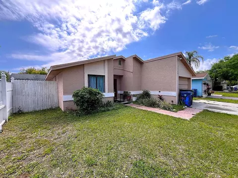 12209 Hidden Brook Dr, Tampa, FL 33624