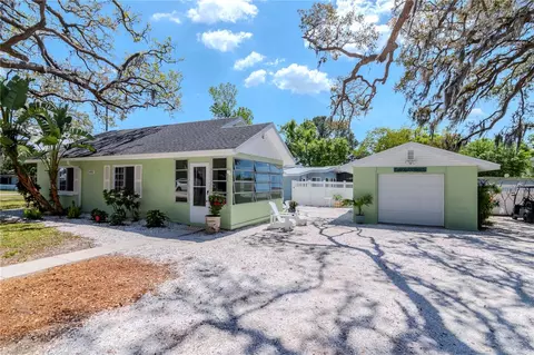 603 Maryland Ave, Crystal Beach, FL 34681